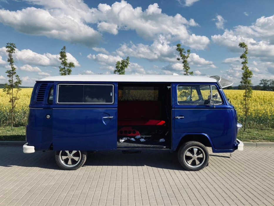 VW T-2 Ogórek — sesja zdjęciowa